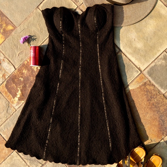 Gorgeous lace black dress. - Picture 1 of 1